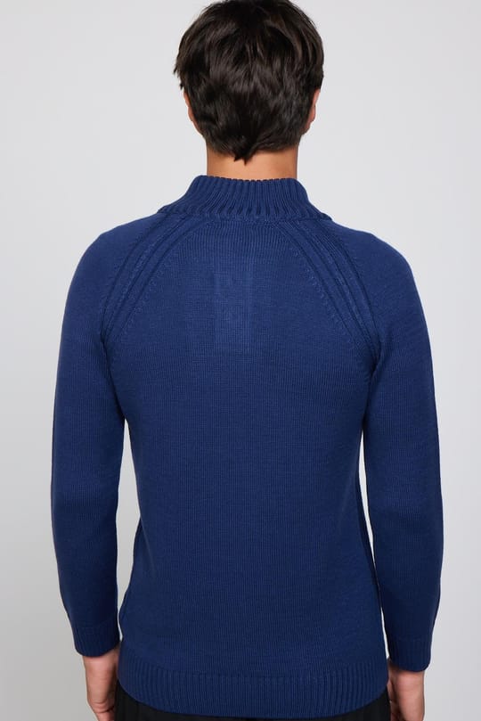Erkek Slim Fit Dar Kesim Dik Yaka Düğmeli Lacivert Triko Kazak