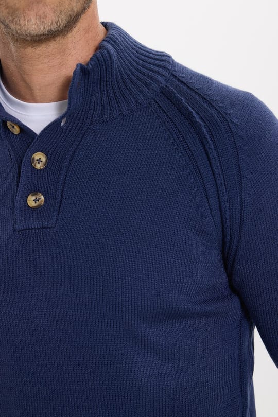 Erkek Slim Fit Dar Kesim Dik Yaka Düğmeli Lacivert Triko Kazak