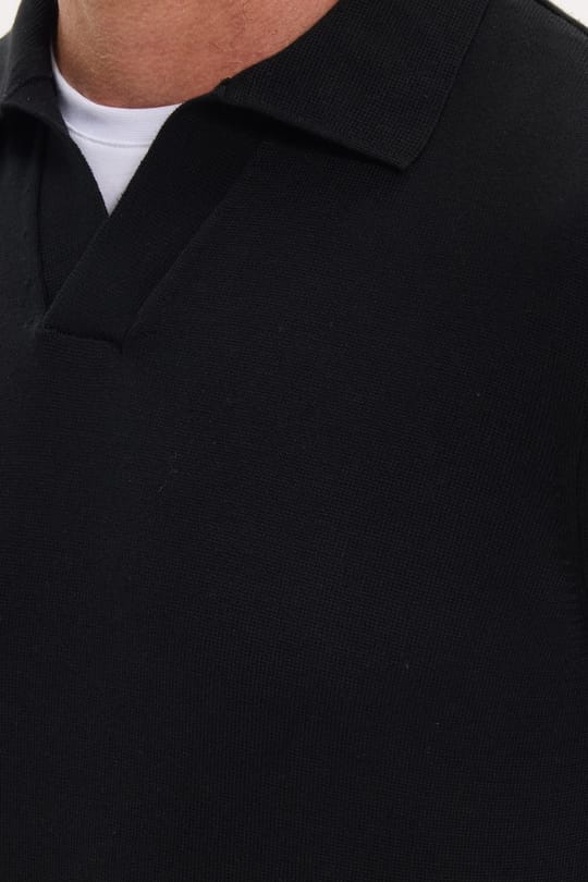 Erkek Standart Fit Normal Kesim Polo V Yaka Siyah Triko Kazak