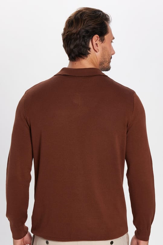 Erkek Standart Fit Normal Kesim Polo V Yaka Kahverengi Triko Kazak