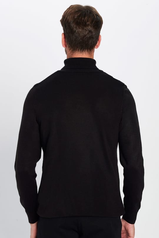 Erkek Slim Fit Dar Kesim Yumuşak Dokulu Tüylenmeyen Siyah Tam Balıkçı Yaka Triko Kazak