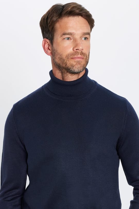 Erkek Slim Fit Dar Kesim Yumuşak Dokulu Tüylenmeyen Lacivert Tam Balıkçı Yaka Triko Kazak