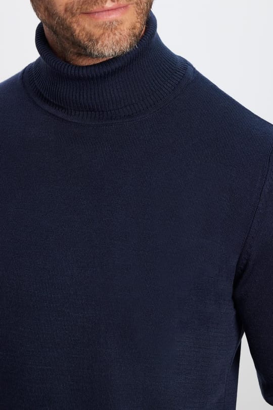 Erkek Slim Fit Dar Kesim Yumuşak Dokulu Tüylenmeyen Lacivert Tam Balıkçı Yaka Triko Kazak