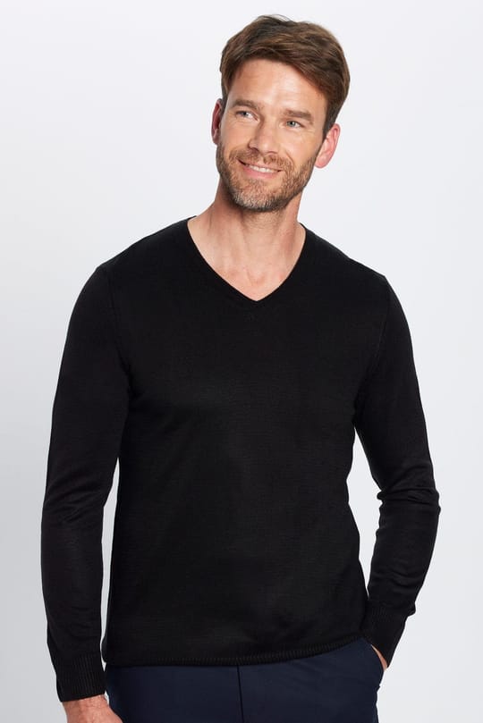 Erkek Slim Fit Dar Kesim Yumuşak Dokulu Tüylenmeyen Siyah V Yaka Triko Kazak