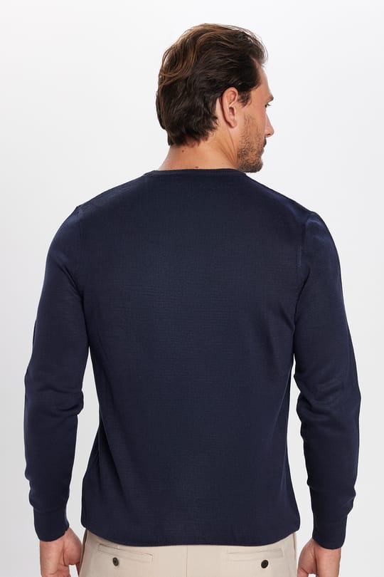 Erkek Slim Fit Dar Kesim Yumuşak Dokulu Tüylenmeyen Lacivert Bisiklet Yaka Triko Kazak
