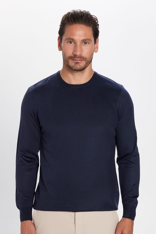 Erkek Slim Fit Dar Kesim Yumuşak Dokulu Tüylenmeyen Lacivert Bisiklet Yaka Triko Kazak