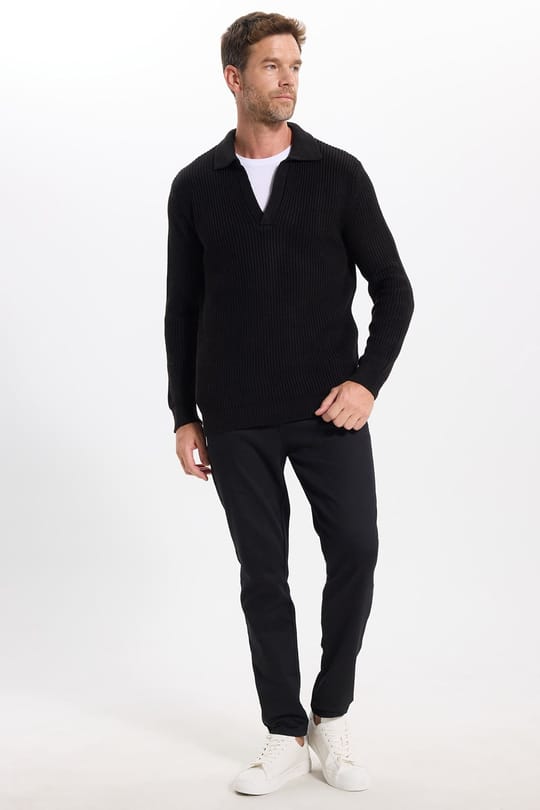 Erkek Slim Fit Dar Kesim Polo Yaka Siyah Kazak