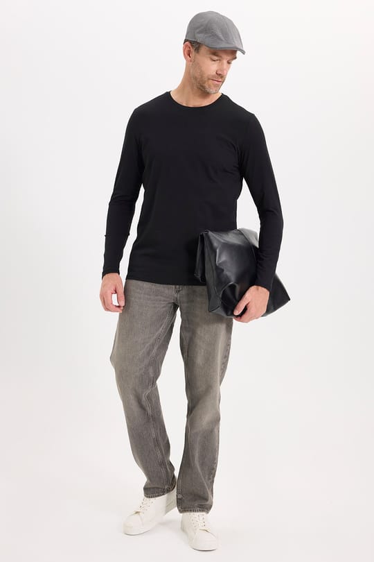 Erkek Slim Fit Dar Kesim Pamuklu Yumuşak Dokulu Bisiklet Yaka Likralı Siyah Sweatshirt