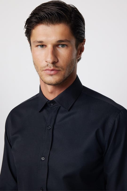 Modern Slim Fit Pamuklu Kolay Ütü Armürlü Erkek Gömlek