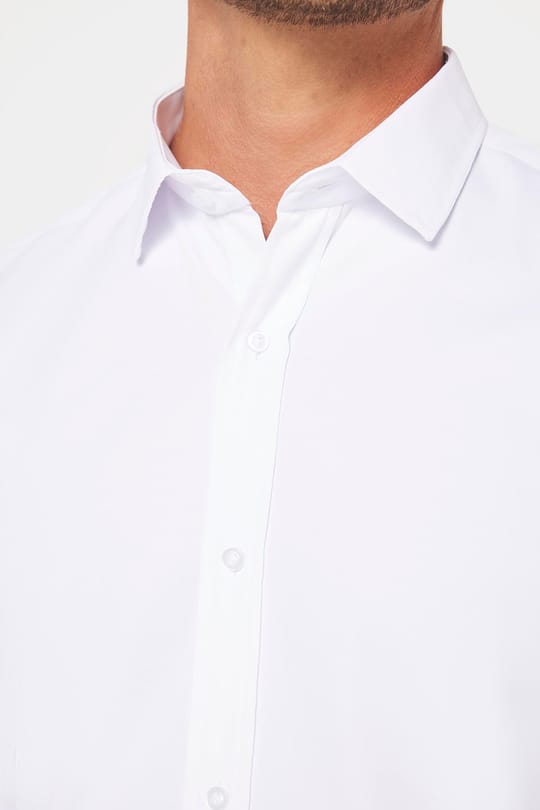 Erkek Modern Slim Fit Pamuklu Düz Beyaz Gömlek