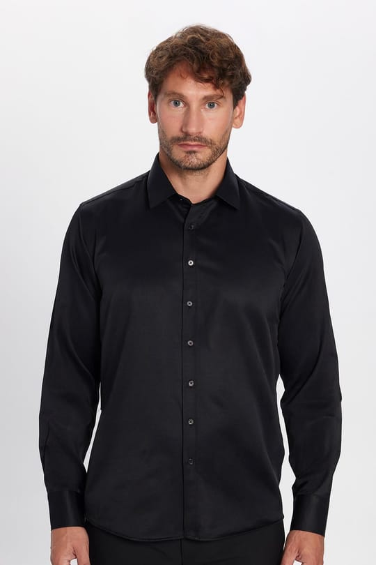 Erkek Modern Slim Fit Pamuklu Düz Siyah Gömlek