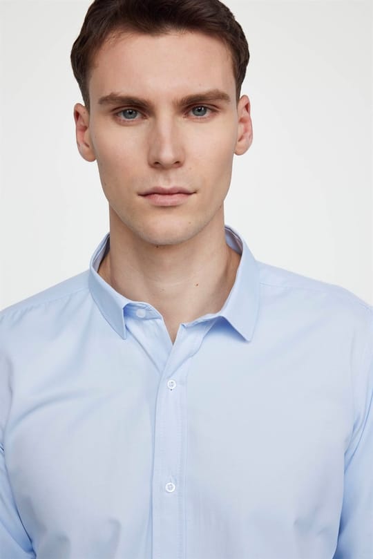 Erkek Modern Slim Fit Pamuklu Düz Mavi Gömlek