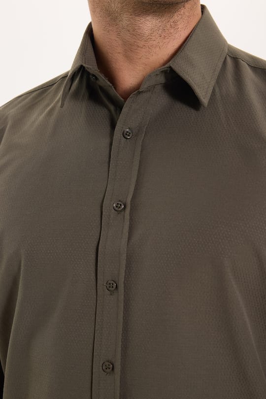 Erkek Modern Fit Dar Kesim Pamuklu Uzun Kollu Kravatlık Armürlü Haki Gömlek