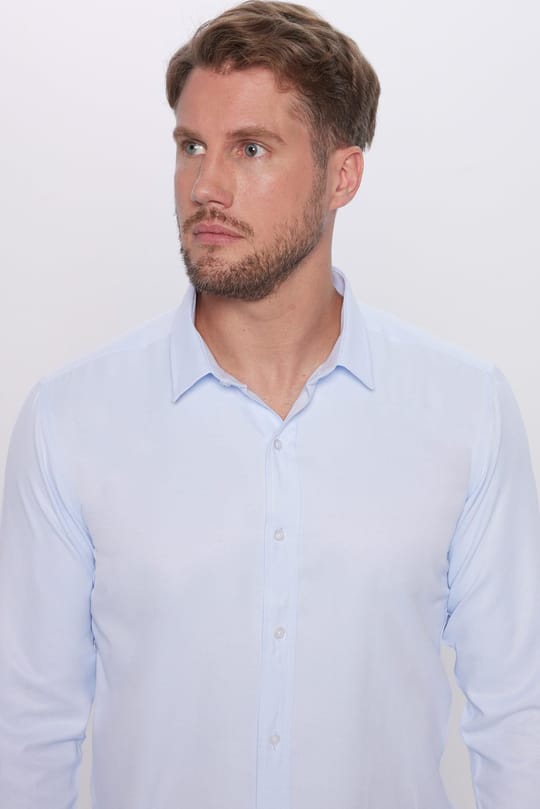 Erkek Modern Fit Dar Kesim Pamuklu Kolay Ütü Armürlü Mavi Gömlek