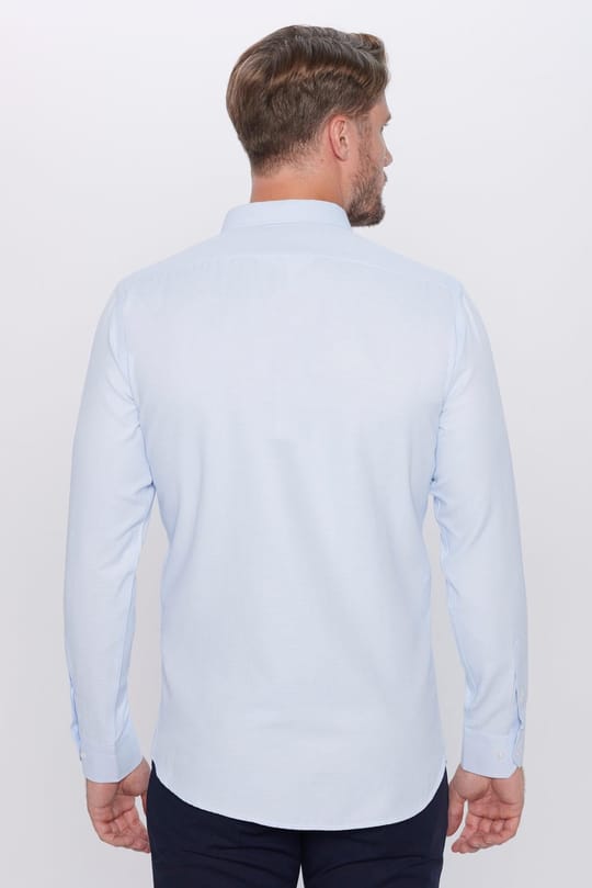 Erkek Modern Fit Dar Kesim Pamuklu Kolay Ütü Armürlü Mavi Gömlek