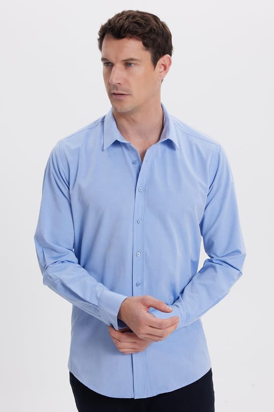 Erkek Modern Fit Dar Kesim Pamuklu Kolay Ütü Armürlü Mavi Gömlek