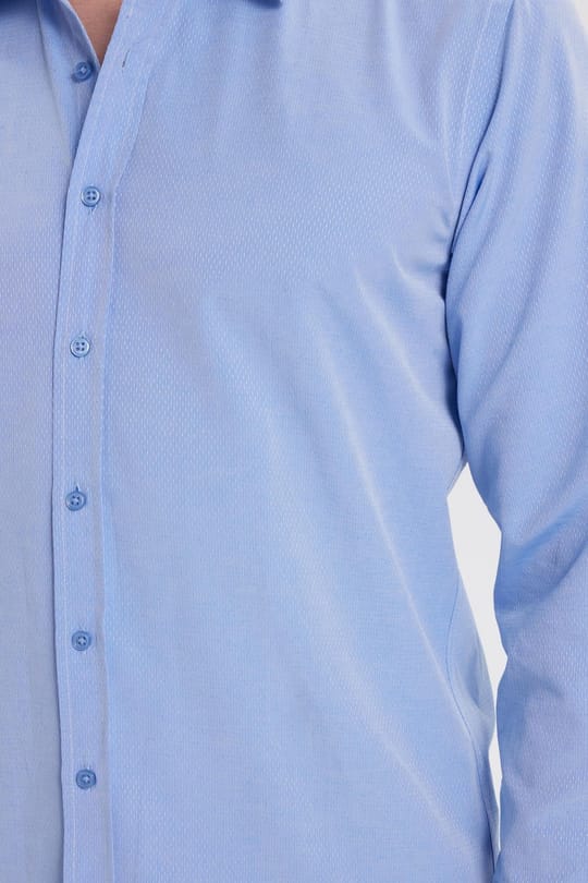 Erkek Modern Fit Dar Kesim Pamuklu Kolay Ütü Armürlü Mavi Gömlek