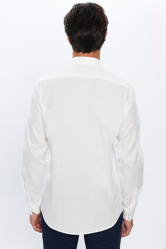 Erkek Modern Fit Dar Kesim %100 Pamuk Armürlü Premium Beyaz Gömlek