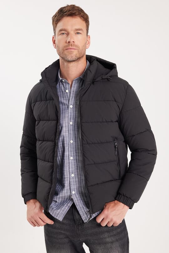 Erkek Relax Fit Rahat Kesim Çift Cepli Çıkarılabilir Kapüşonlu Siyah Şişme Mont