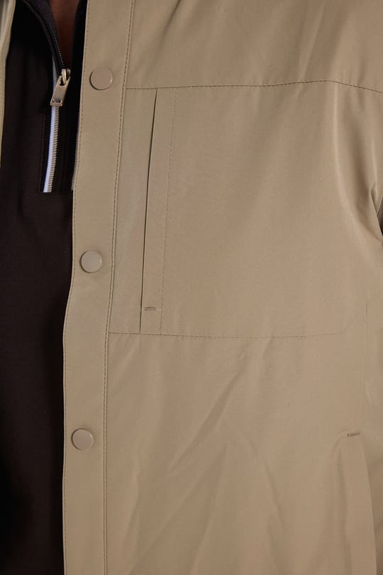 Erkek Regular Fit Klasik Kesim Çıtçıt Kapamalı Astarlı Fermuarlı Yan Cep Koyu Bej Mont