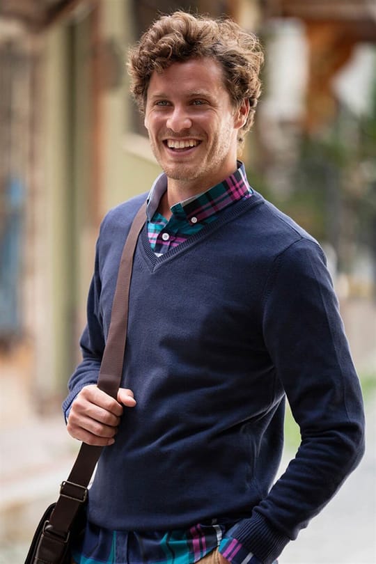 NEW SWEATER COTTON V-NECK PLAIN   KAZAK SWEATER