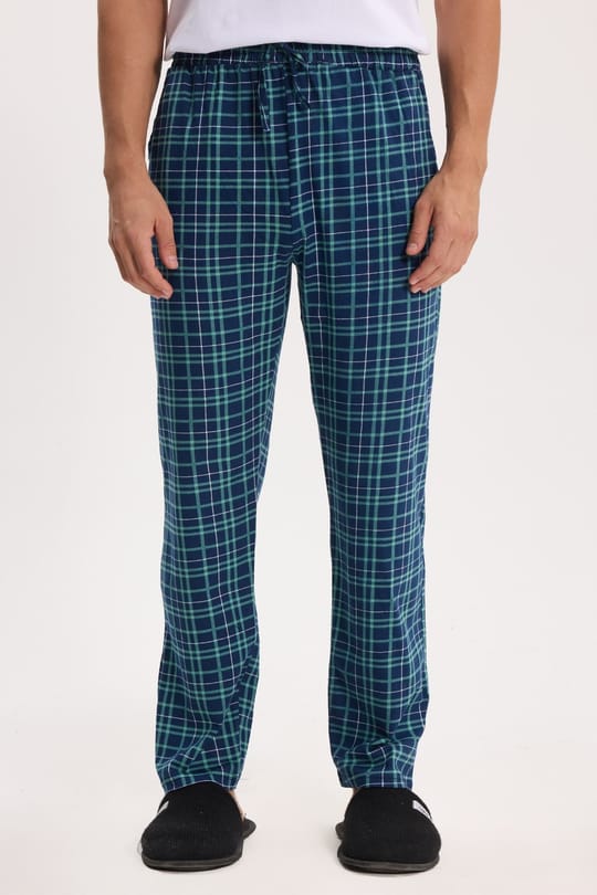 Erkek Standart Fit Normal Kesim Pamuklu Kareli Beli Bağcıklı Cepli  Lacivert Pijama Altı