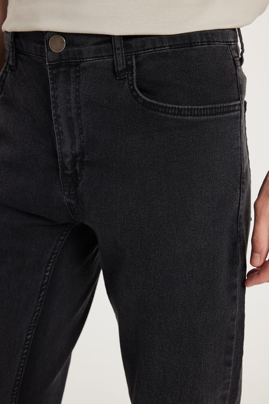 Erkek Regular Fit Yıkamalı Taşlamalı Esnek Kot Düz Paça Tapered Siyah Jean Pantolon