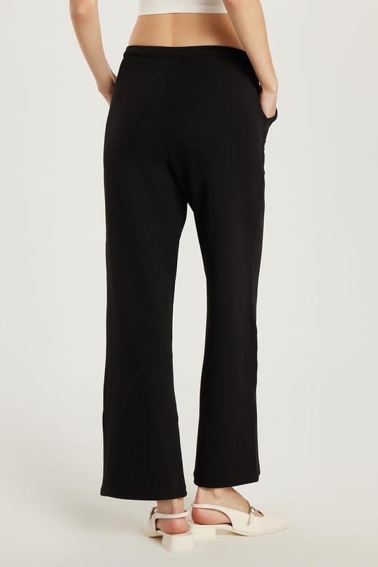Kadın Slim Fit Dar Kesim Geniş Paça Siyah Pantolon