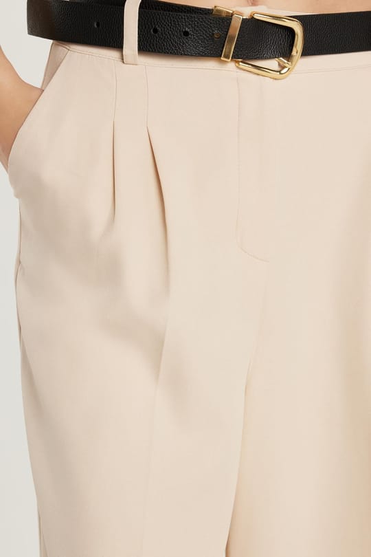 Kadın Regular Fit Pileli İspanyol Paça Bej Pantolon