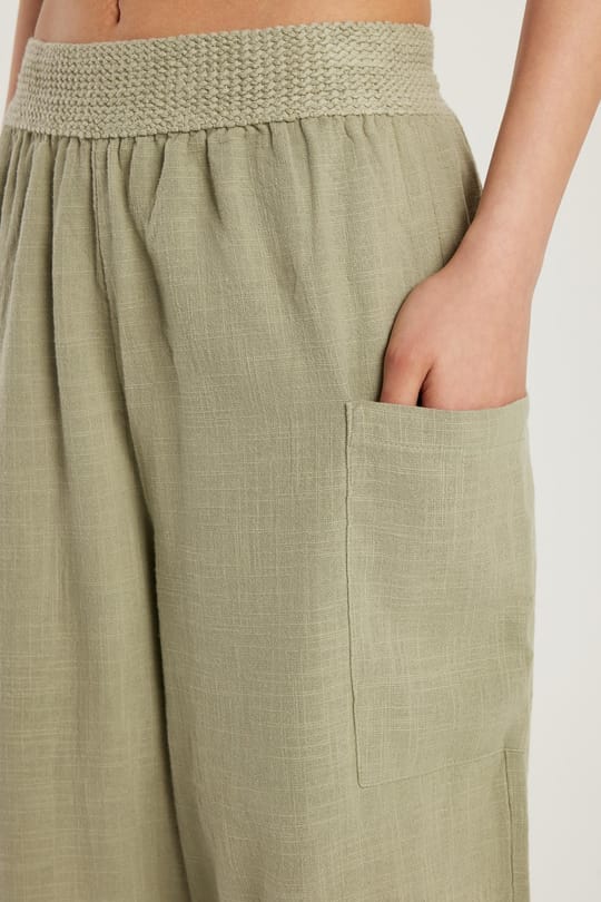 Kadın Relax Fit Rahat Kesim Beli Lastikli %100 Pamuk Bol Paça Haki Pantolon