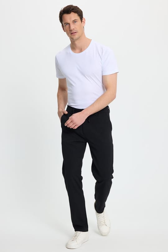Erkek Slim Fit Dar Kesim Beli Lastikli Bağcık Detaylı Siyah Pantolon