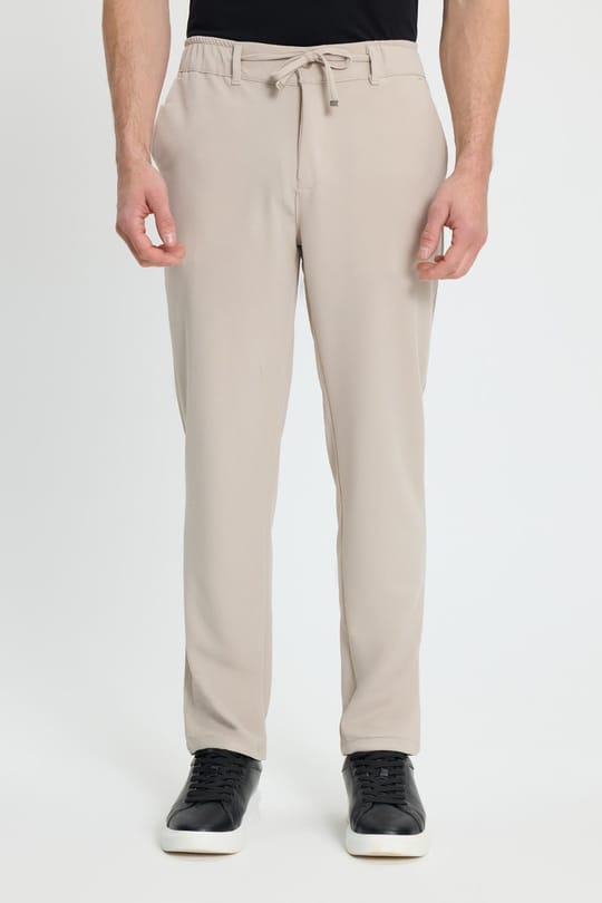 Erkek Slim Fit Dar Kesim Beli Lastikli Bağcık Detaylı Taş Pantolon