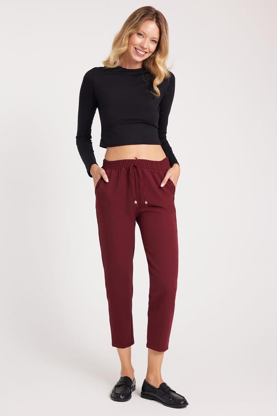 Kadın Relax Fit Rahat Kesim Yüksel Bel Dar Paça Beli Lastikli Bağcıklı Bordo Pantolon