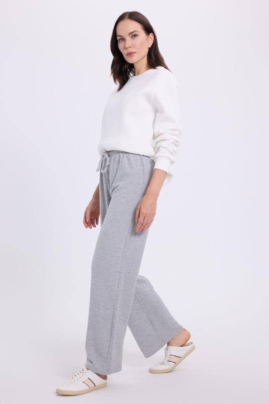 Kadın Relax Fit Rahat Kesim Beli Bağcıklı Geniş Paça Gri Pantolon