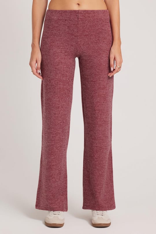 Kadın Relax Fit Rahat Kesim Normal Bel Geniş Paça Bordo Pantolon