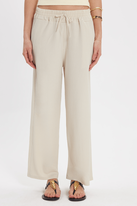 Kadın Regular Fit Klasik Kesim Pamuklu Beli Bağcıklı Desenli Çift Cepli Krem Pantolon