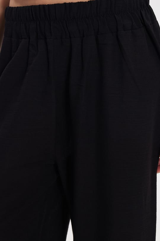 Kadın Relax Fit Rahat Kesim Beli Lastikli Siyah Pantolon