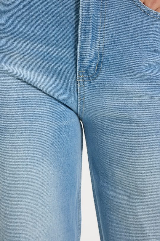 Kadın Relax Fit Rahat Kesim %100 Pamuk Cepli Geniş Paça Açık Mavi Jean Kot Pantolon