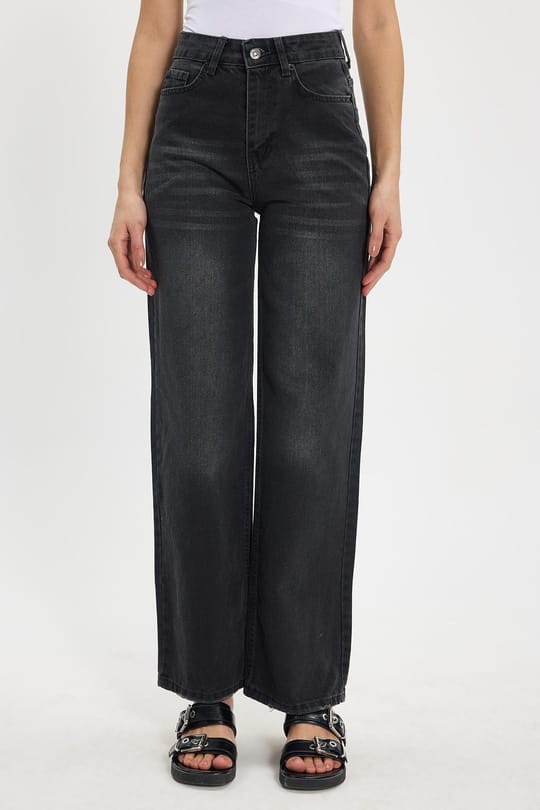 Kadın Relax Fit Rahat Kesim %100 Pamuk Cepli Geniş Paça Siyah Jean Kot Pantolon