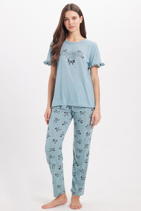 Kadın Regular Fit Klasik Kesim %100 Pamuk Fırfır Detaylı Kısa Kollu Baskılı Su Yeşili Pijama Takımı