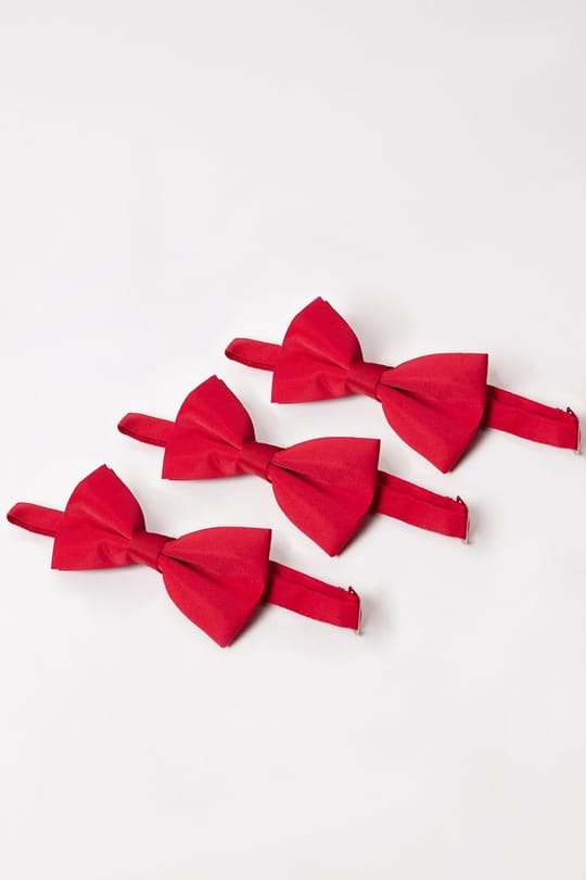 TRIPLE BOW TIE