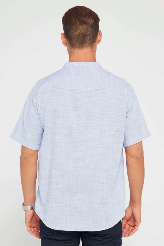 Erkek Relax Fit Rahat Kesim Oversize Kısa Kollu %100 Pamuk Keten Doku Armürlü Mavi Hakim Yaka Gömlek