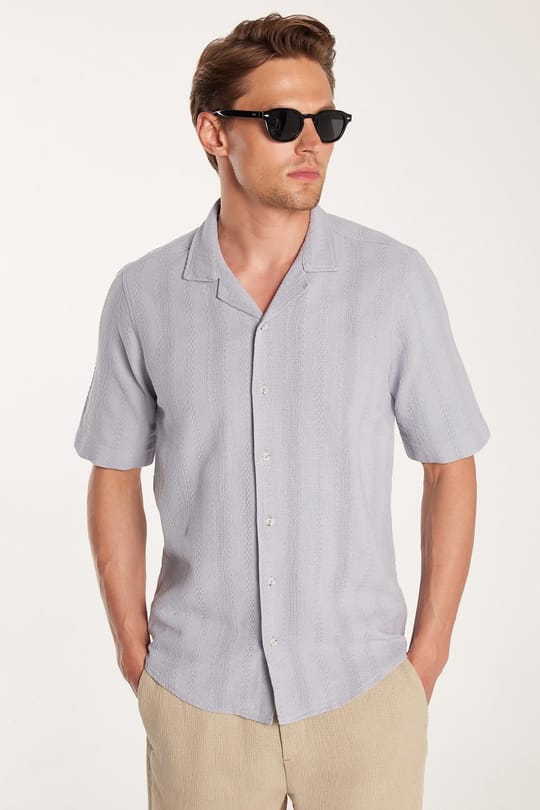 Erkek Regular Fit Rahat Kesim Oversize %100 Pamuk Keten Efekt Kısa Kollu Spor Apaş Yaka Gri Gömlek