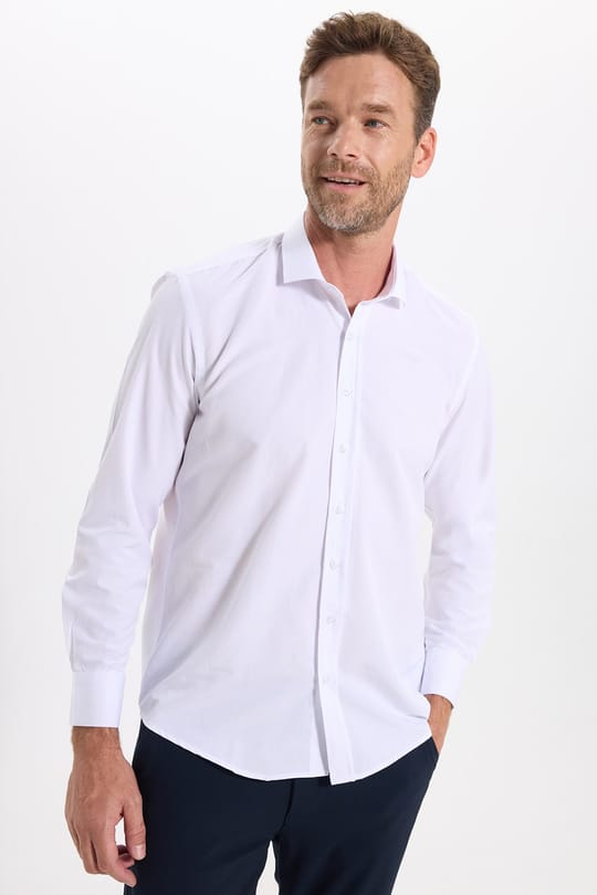 Erkek Regular Fit Klasik Kesim Pamuklu Kolay Ütülenebilir Armürlü Beyaz Gömlek