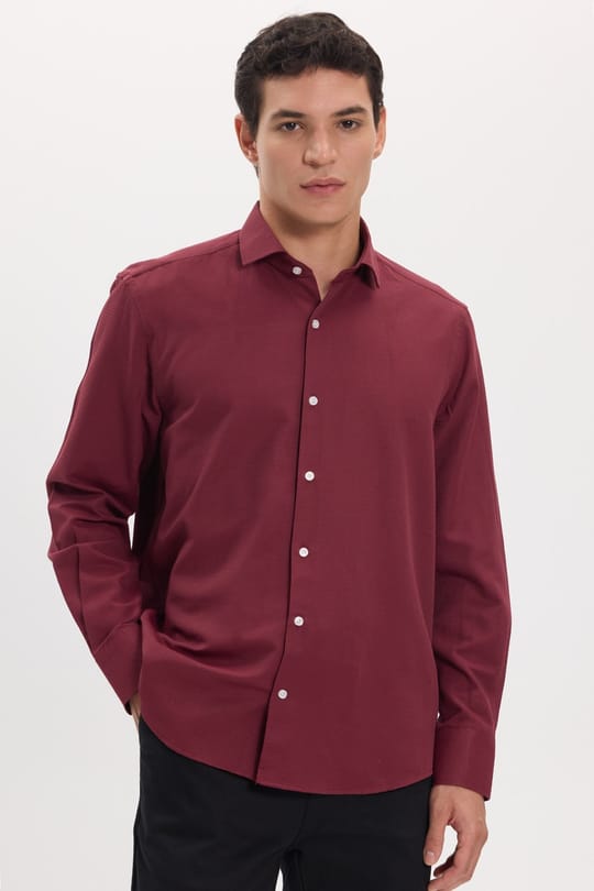 Erkek Regular Fit Klasik Kesim Pamuklu Kolay Ütülenebilir Armürlü Bordo Gömlek