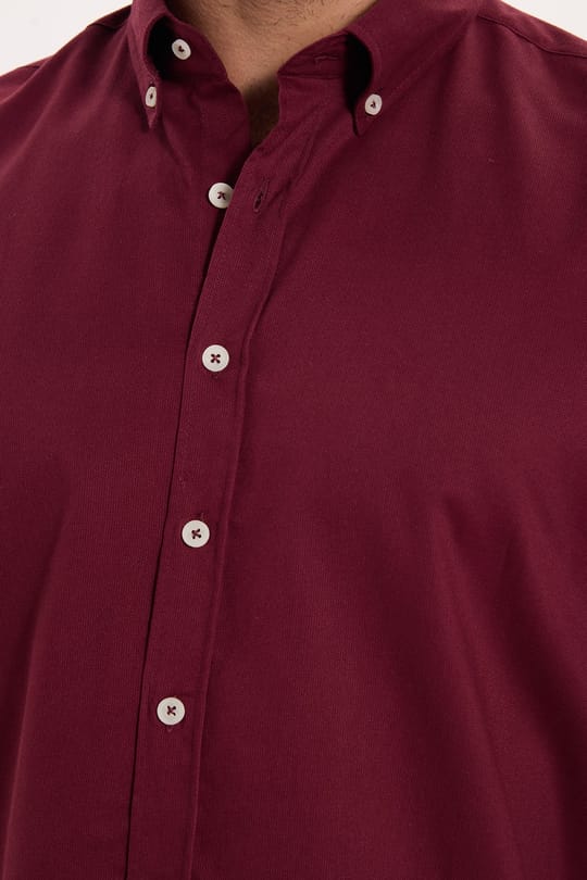 Erkek Regular Fit Rahat Kesim Kort Kumaş Düz Yaka Düğmeli Premium Bordo Gömlek