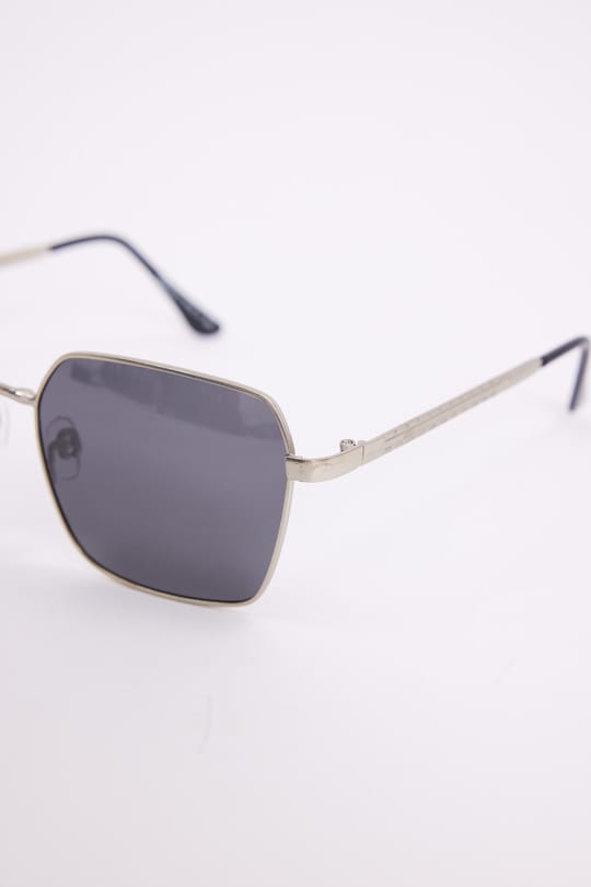 Unisex İnce Metal Çerçeve Füme Camlı UV 400 Korumalı Güneş Gözlüğü