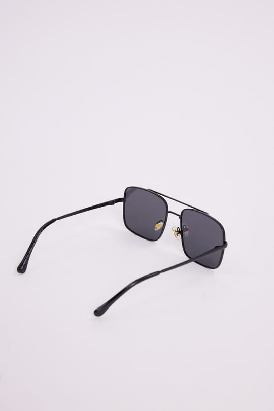 Unisex Retro Tasarım UV400 Korumalı Siyah Metal Çerçeveli Kare Güneş Gözlüğü