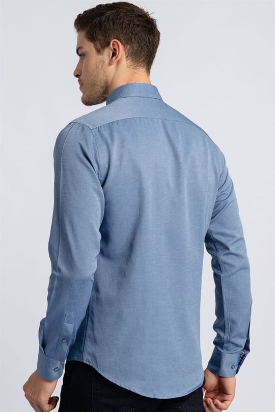 Erkek Slim Fit Dar Kesim Uzun Kollu Pamuklu Oxford Doku Kolay Ütülenebilir Mavi Düğmeli Yaka Gömlek