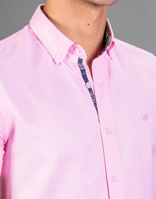 Erkek Slim Fit Dar Kesim Kısa Kollu Pamuklu Oxford Doku Kolay Ütülenebilir Pembe Düğmeli Yaka Gömlek